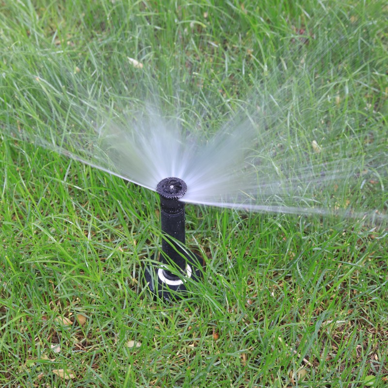 How to choose the right scattering nozzle for your irrigation needs?